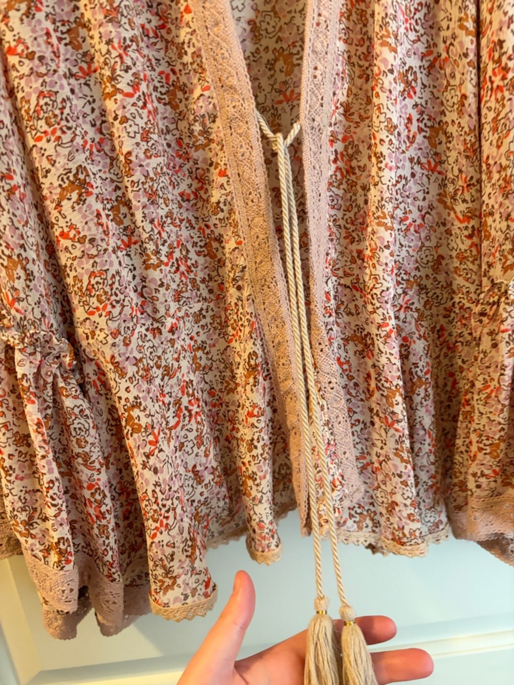 Free People Lola Printed Kimono - Pink Floral oversized/ Size Med - Picture 4 of 7